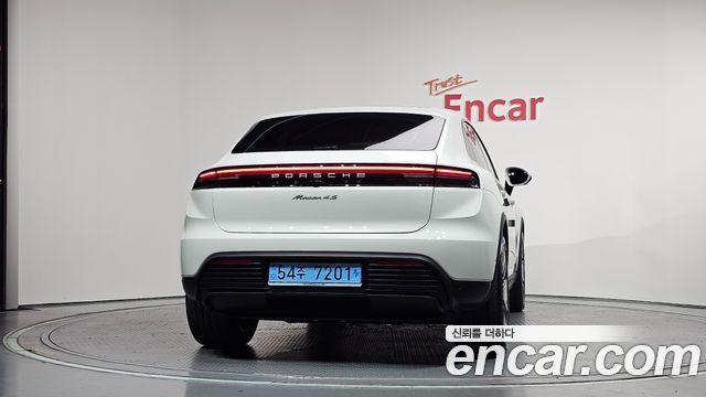 Porsche Macan из Кореи Encar