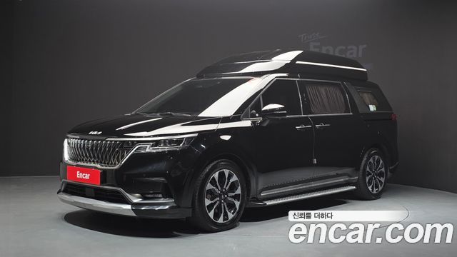 Kia Carnival 9-Seater Hi-Limousine Signature — пробег 126 172 км — фото 1 из 5