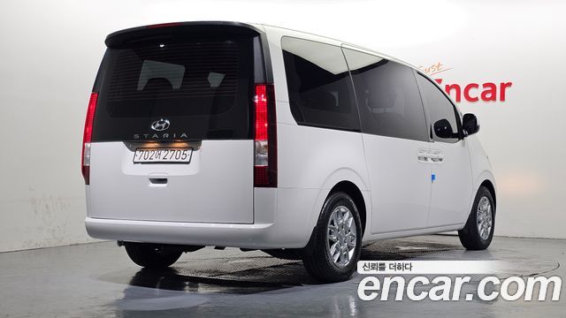 Hyundai Staria из Кореи Encar