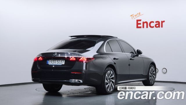 Mercedes-Benz E-Class из Кореи Encar