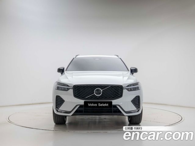Volvo XC60 B5 Ultra Bright Air Sus — пробег 3 071 км — фото 2 из 5