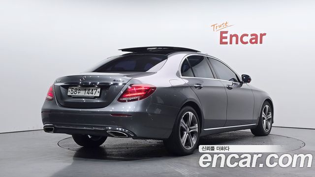Mercedes-Benz E-Class из Кореи Encar