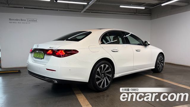 Mercedes-Benz E-Class из Кореи Encar