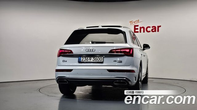 Audi Q5 45 TFSI Quattro Premium — пробег 68 056 км — фото 4 из 5