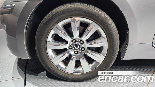Hyundai Equus из Кореи Encar