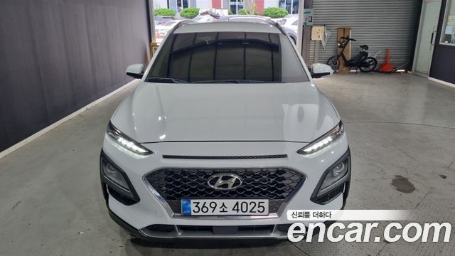 Hyundai Kona Premium Special — пробег 102 200 км — фото 3 из 5