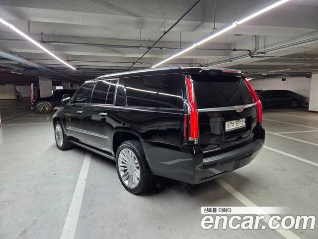 Cadillac Escalade 6.2 ESV 4th — пробег 60 500 км — фото 2 из 5