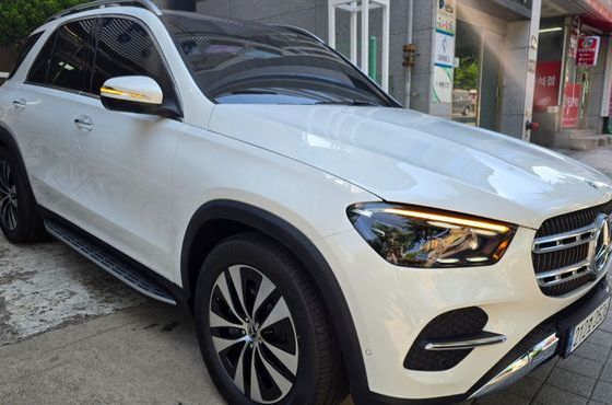 Mercedes-Benz GLE-Class GLE450 4MATIC — пробег 900 км — фото 2 из 5