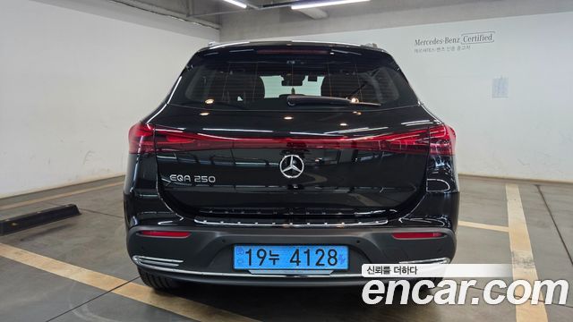Mercedes-Benz EQA EQA250 Progressive — пробег 5 964 км — фото 4 из 5