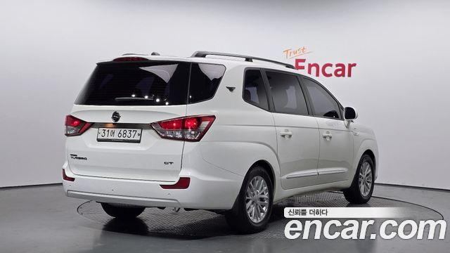 Ssangyong KORANDO 4WD GT 9-seater — пробег 98 453 км — фото 2 из 5
