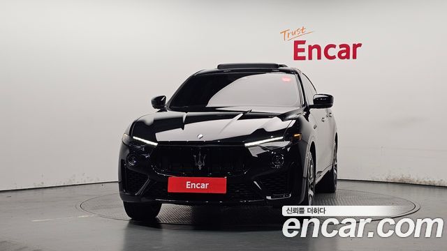 Maserati Levante из Кореи Encar