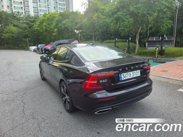 Volvo S60 T5 Inscroption — пробег 46 000 км — фото 4 из 5