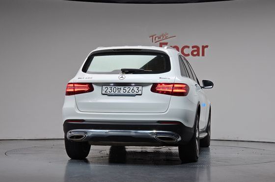 Mercedes-Benz GLC-Class GLC300 4MATIC — пробег 107 792 км — фото 4 из 5