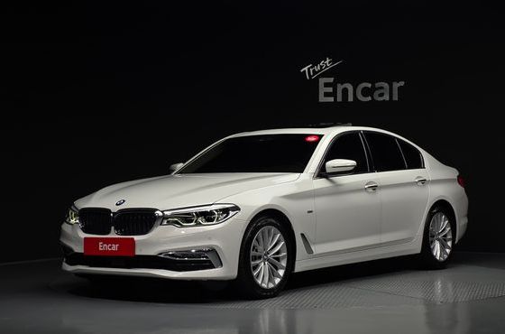 BMW 5-Series 530i xDrive Luxury Plus — пробег 130 205 км — фото 1 из 5