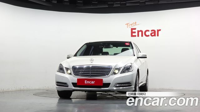Mercedes-Benz E-Class E300 Elegance — пробег 84 566 км — фото 3 из 5