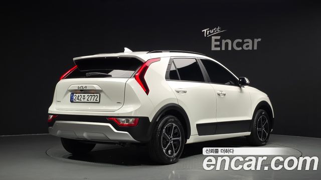 Kia Niro из Кореи Encar