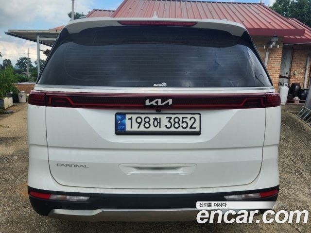 Kia Carnival Diesel 9-Seater Signature — пробег 72 005 км — фото 4 из 5