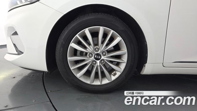 Kia K7 из Кореи Encar