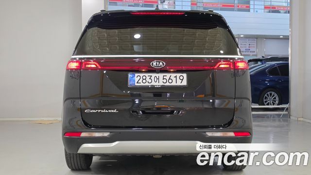 Kia Carnival из Кореи Encar