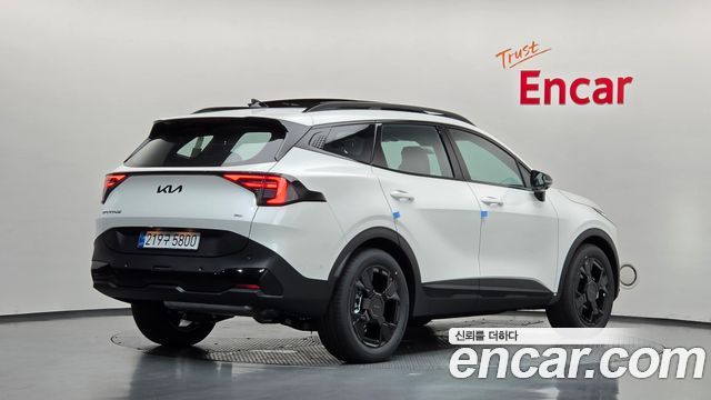Kia Sportage HEV 1.6 4WD Signature X Line — пробег 10 км — фото 2 из 5