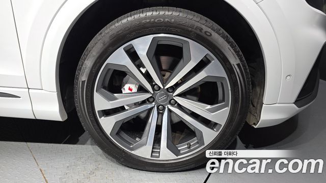Audi Q8 из Кореи Encar