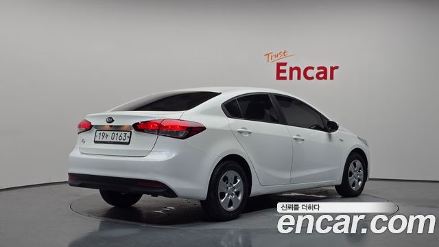 Kia K3 из Кореи Encar