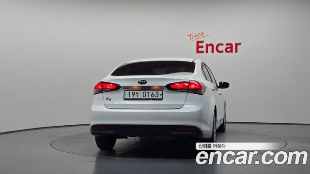 Kia K3 из Кореи Encar
