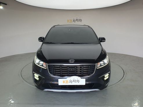 Kia Carnival 9-Seater Noblesse Special — пробег 89 827 км — фото 1 из 5