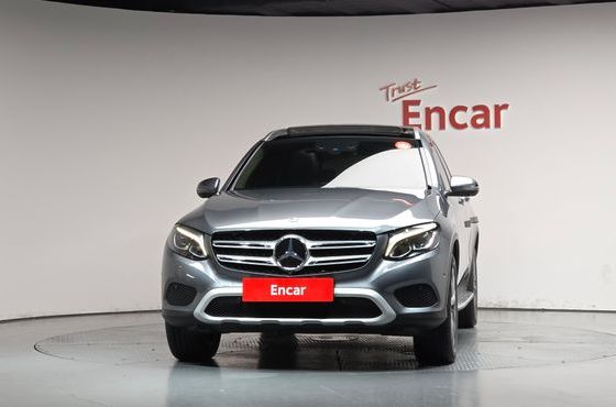 Mercedes-Benz GLC-Class GLC350e 4MATIC Premium — пробег 28 380 км — фото 3 из 5
