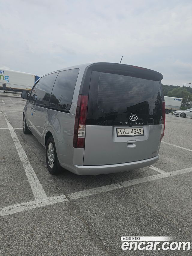 Hyundai Staria из Кореи Encar