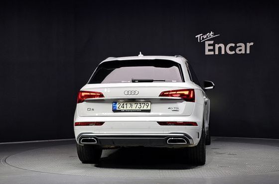 Audi Q5 40 TDI Quattro Premium — пробег 63 272 км — фото 4 из 5