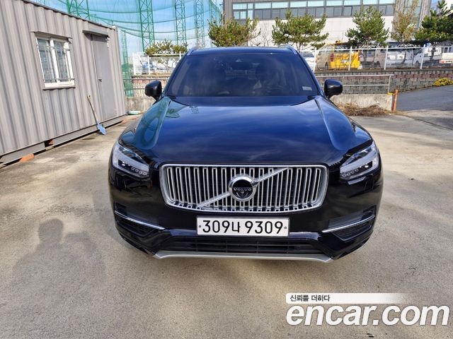 Volvo XC90 T8 Excellence Hybrid — пробег 73 000 км — фото 3 из 5