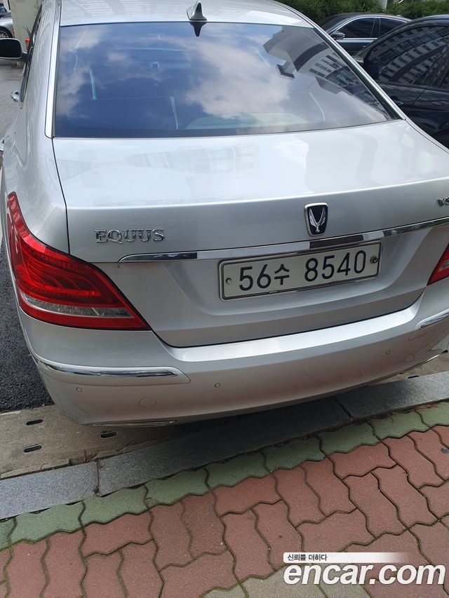 Hyundai Equus из Кореи Encar