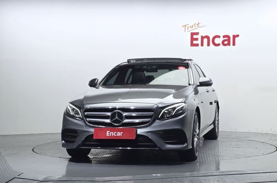 Mercedes-Benz E-Class E350 4MATIC AMG Line — пробег 109 595 км — фото 3 из 5