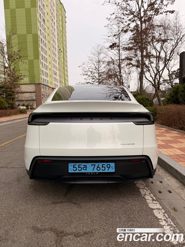 Tesla Model Y Long Range AWD — пробег 25 676 км — фото 4 из 5
