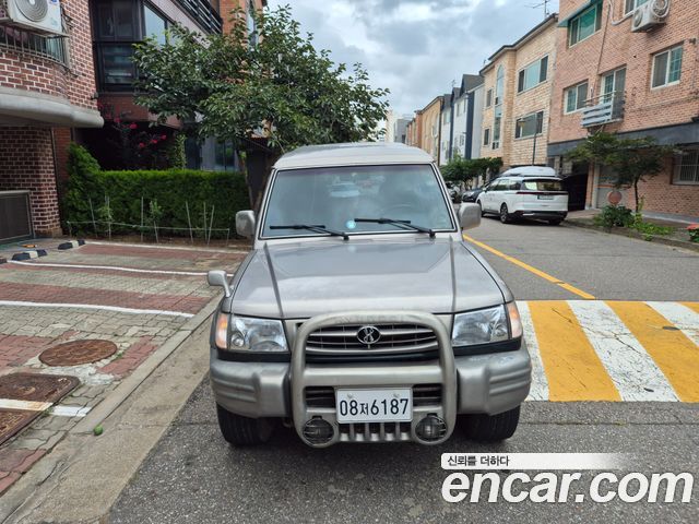 Hyundai Galloper 7-Seater LPG V6 Exceed — пробег 160 326 км — фото 1 из 5