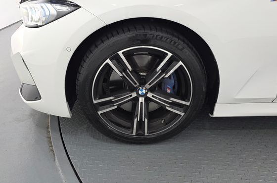BMW 3-Series 320i M Sport — пробег 11 906 км — фото 5 из 5
