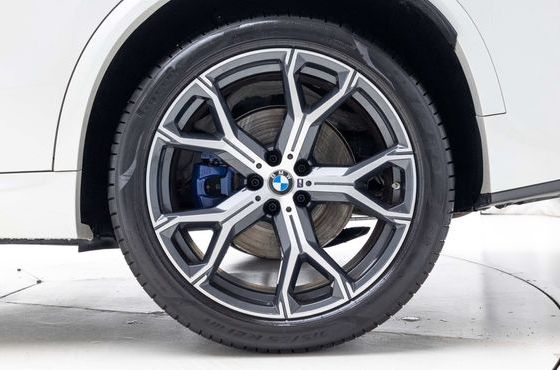 BMW X5 xDrive 40i M Sport — пробег 4 575 км — фото 5 из 5