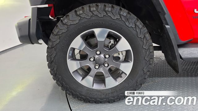 Jeep Wrangler 2.0 Overland Power Top 4Door — пробег 61 435 км — фото 5 из 5