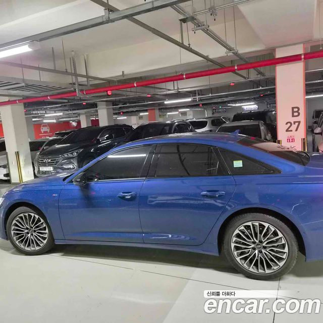 Audi A6 45 TFSI Quattro Premium — пробег 9 800 км — фото 4 из 5