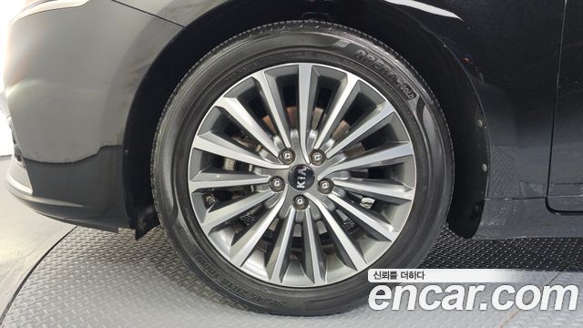 Kia K7 из Кореи Encar