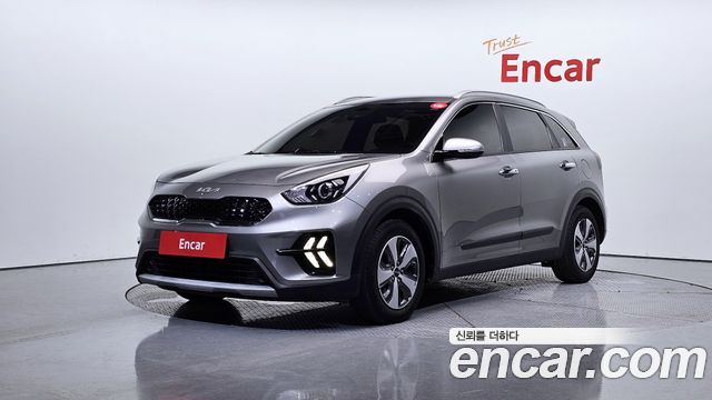 Kia Niro 1.6 HEV Trendy — пробег 84 782 км — фото 1 из 5