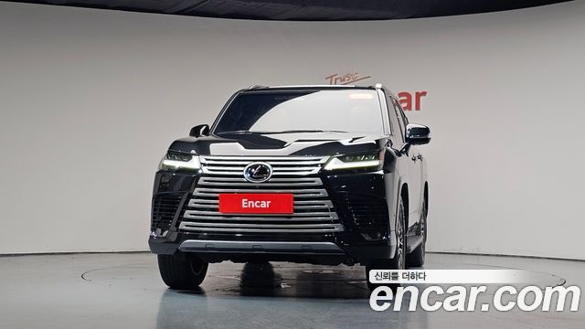 Lexus LX 700h Luxury — пробег 1 332 км — фото 3 из 5