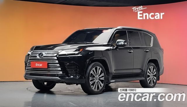 Lexus LX 700h Luxury — пробег 1 332 км — фото 1 из 5