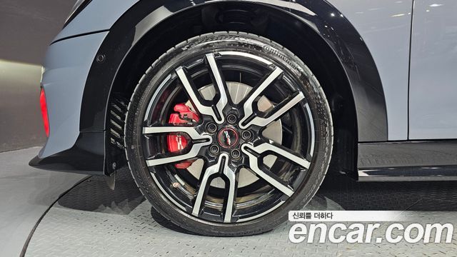Mini Cooper Convertible JCW — пробег 3 365 км — фото 5 из 5