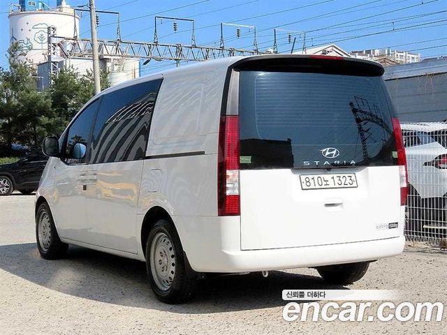 Hyundai Staria из Кореи Encar