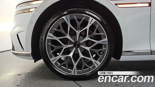 Genesis G90 из Кореи Encar