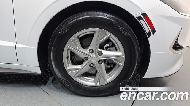 Hyundai Sonata 2.0 Premium — пробег 53 824 км — фото 5 из 5