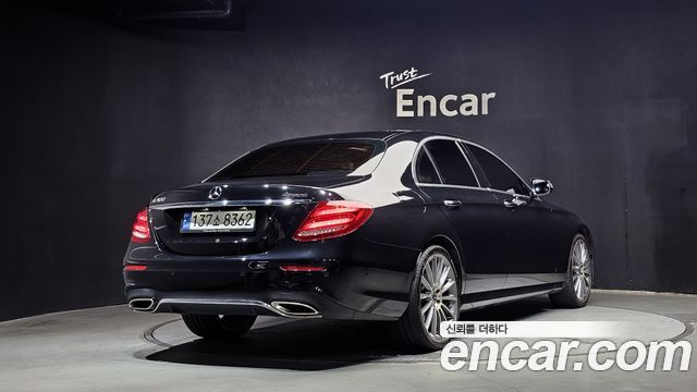 Mercedes-Benz E-Class E300 4MATIC AMG Line — пробег 125 347 км — фото 2 из 5