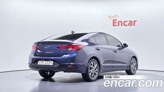 Hyundai AVANTE из Кореи Encar